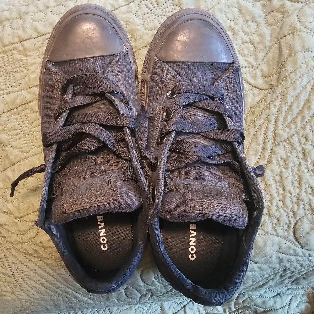 Converse Black Sneakers